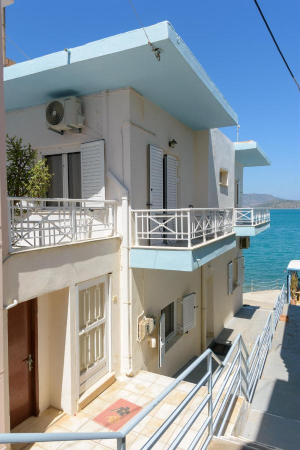 Margarita'S Seafront Luxury Apartment เอลุนดา ภายนอก รูปภาพ