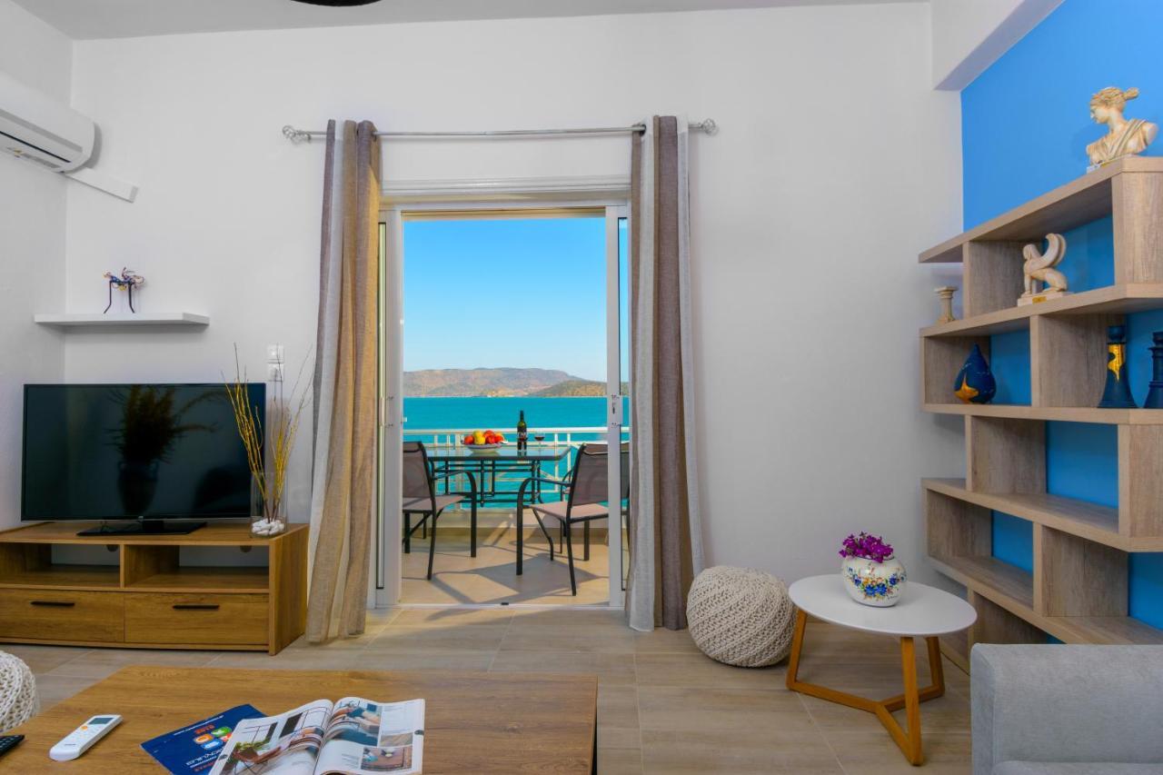 Margarita'S Seafront Luxury Apartment เอลุนดา ภายนอก รูปภาพ