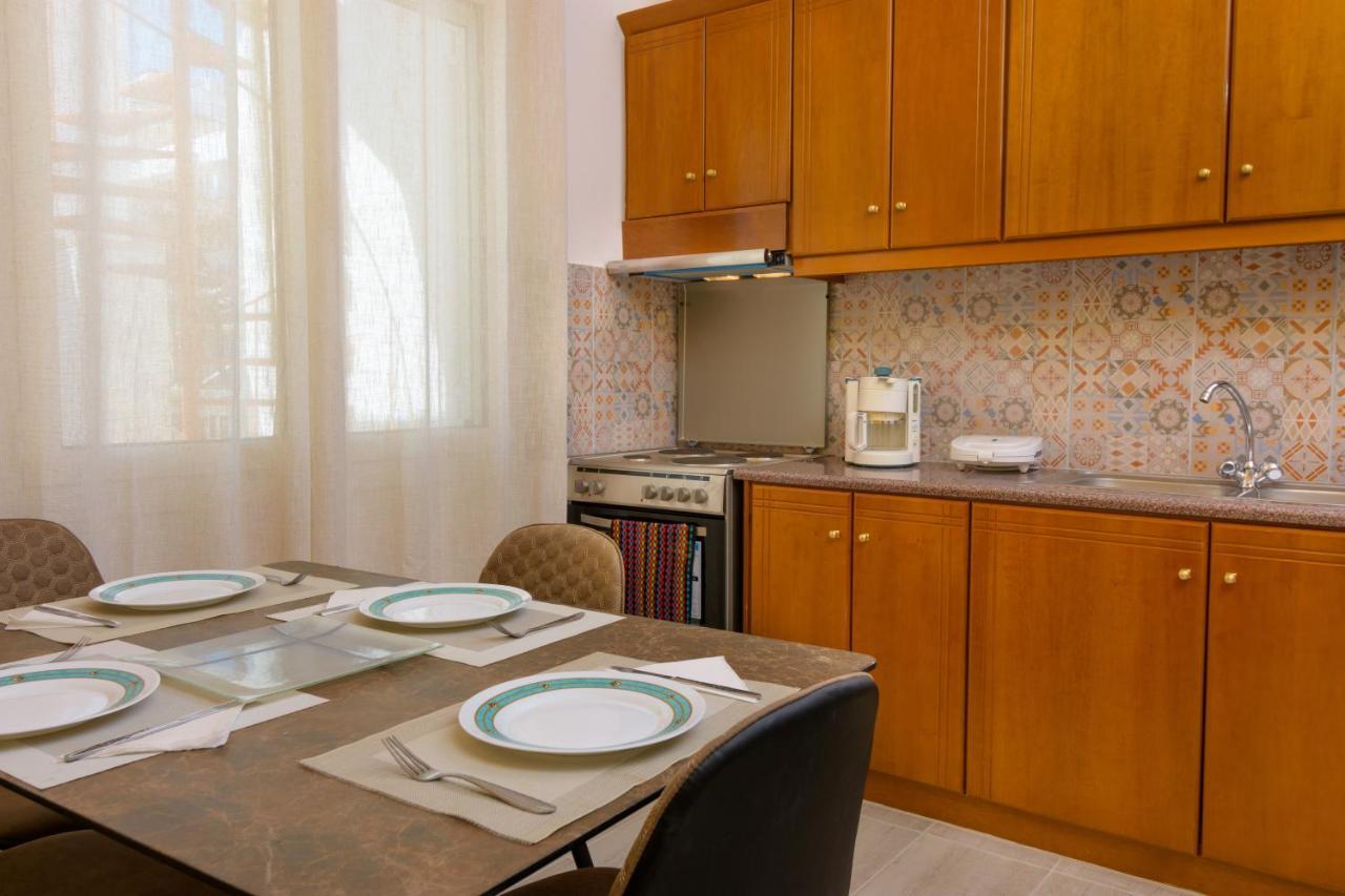 Margarita'S Seafront Luxury Apartment เอลุนดา ภายนอก รูปภาพ