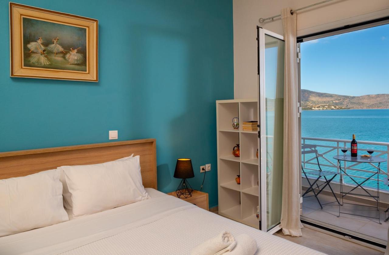 Margarita'S Seafront Luxury Apartment เอลุนดา ภายนอก รูปภาพ