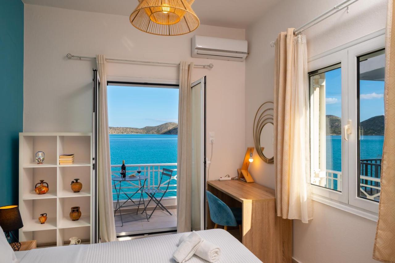 Margarita'S Seafront Luxury Apartment เอลุนดา ภายนอก รูปภาพ